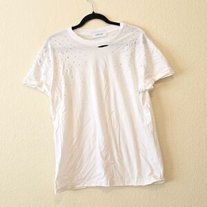 LINDSI LANE CHRYSTAL EMBELLISHED, DISTRESSED T-SHIRT SIZE SMALL